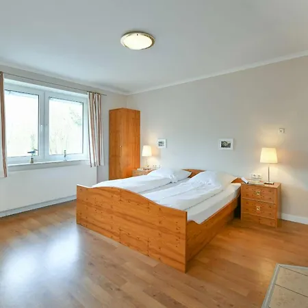 Haus Am Hoevt - 7 Goehren (Ruegen)